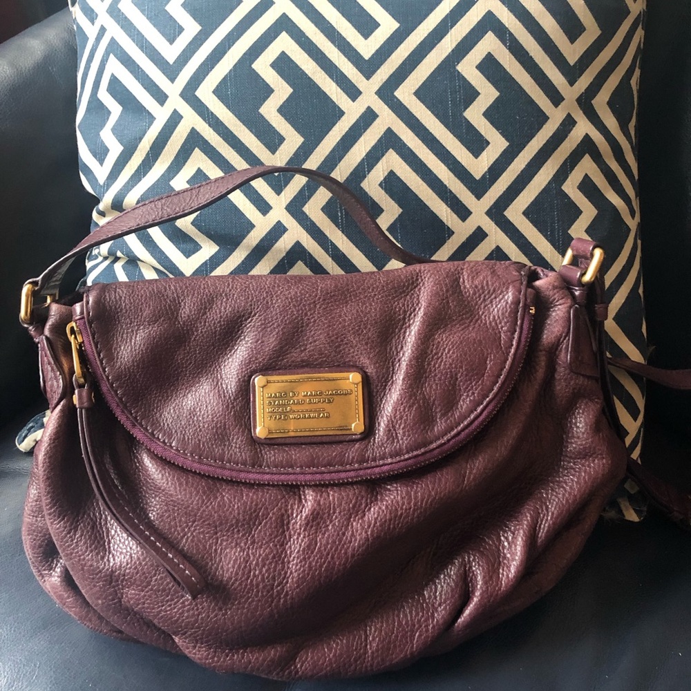 Marc Jacobs Burgundy Leather Crossbody Bag